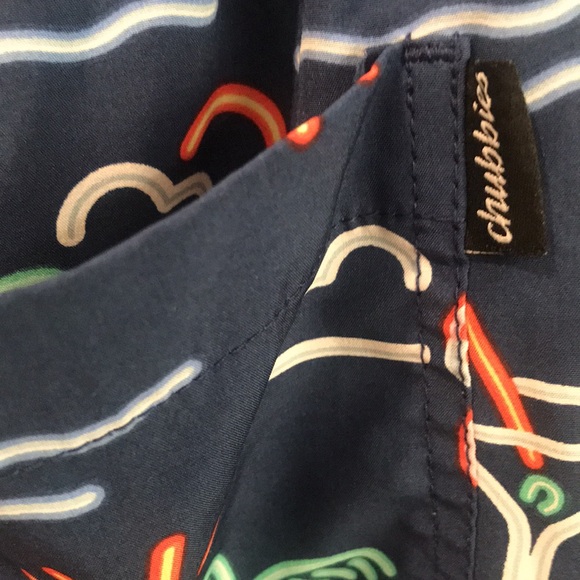 Chubbies Swim Trunks Mens XXL Blue Electric Avenue Tropical Shorts Lined Surf - Picture 6 of 10